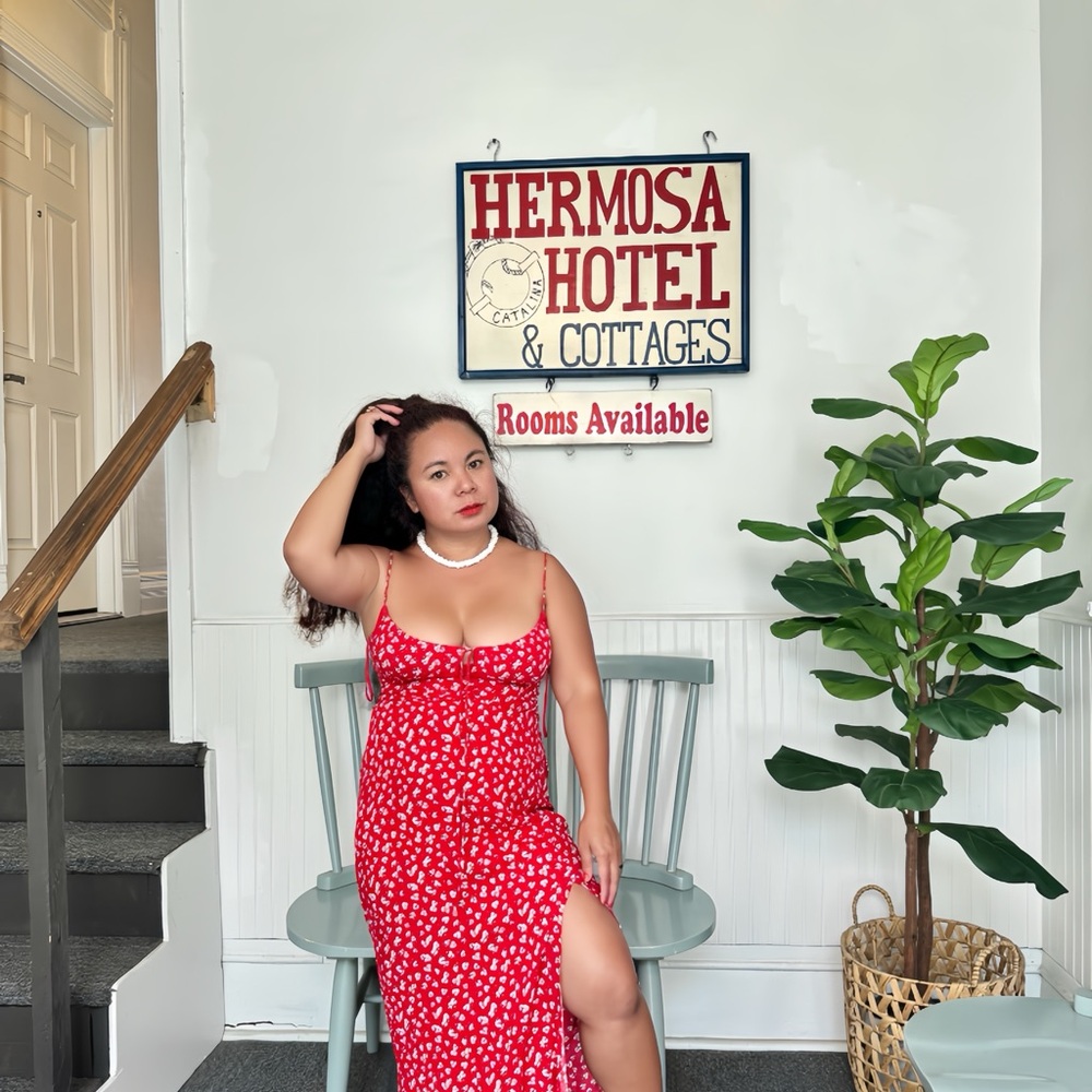 Dress - Picture 7 of 7